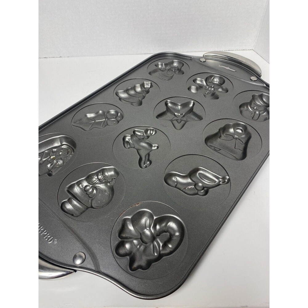Norpro Christmas Cookie Sheet 12 Shapes Gingerbread Holiday Nonstick Baking Pan